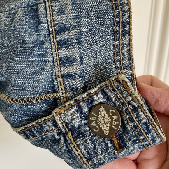 Cabi Womens Classic Denim Jacket Style 511 Size M Medium Wash Button Front - Picture 5 of 14